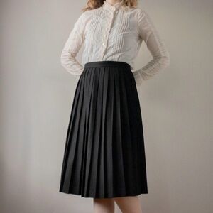 Aldofo Vintage Pleated Black Knee High Formal Skirt Size Large